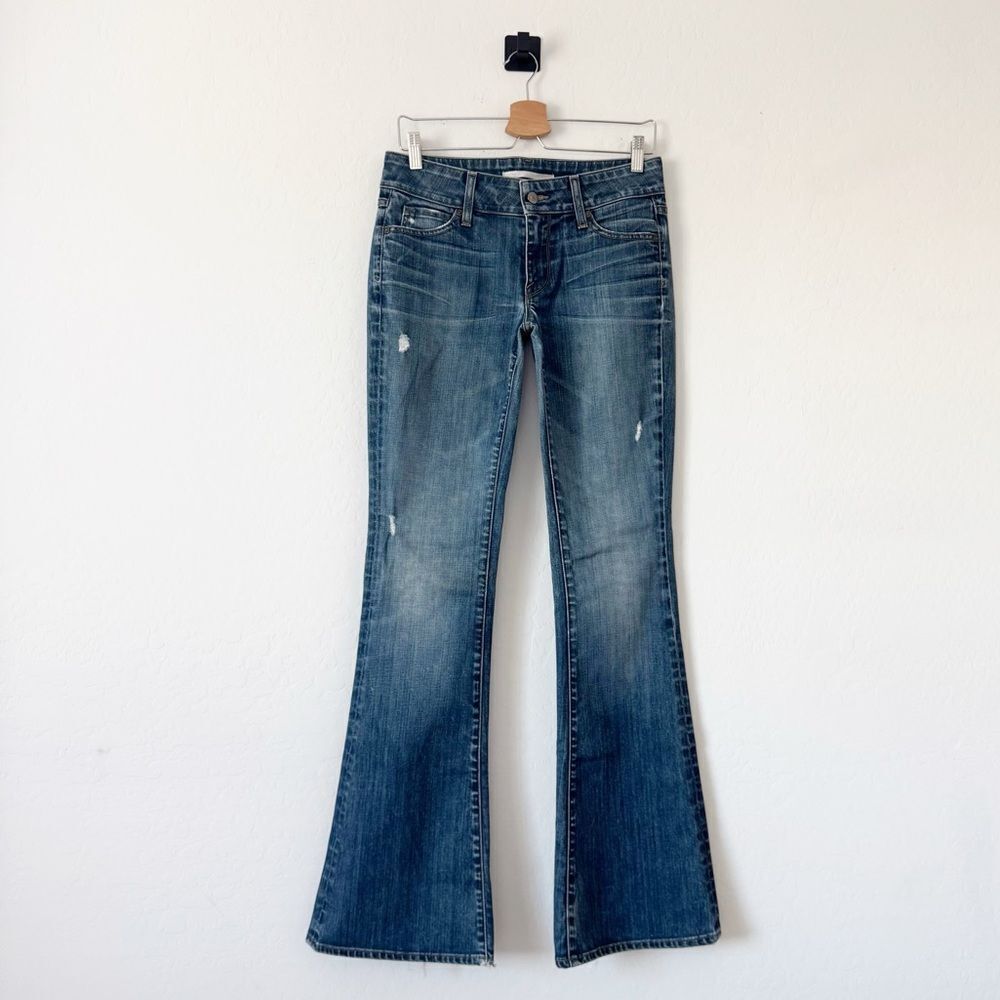 Vince Flare Low Rise Jeans in Mykonos Wash Distressed Size 28 - Picture 3 of 14